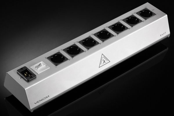 Multi-Prise-Audio VENOM-EU7 avec 7 prises filtrées individuellement de haute performance
